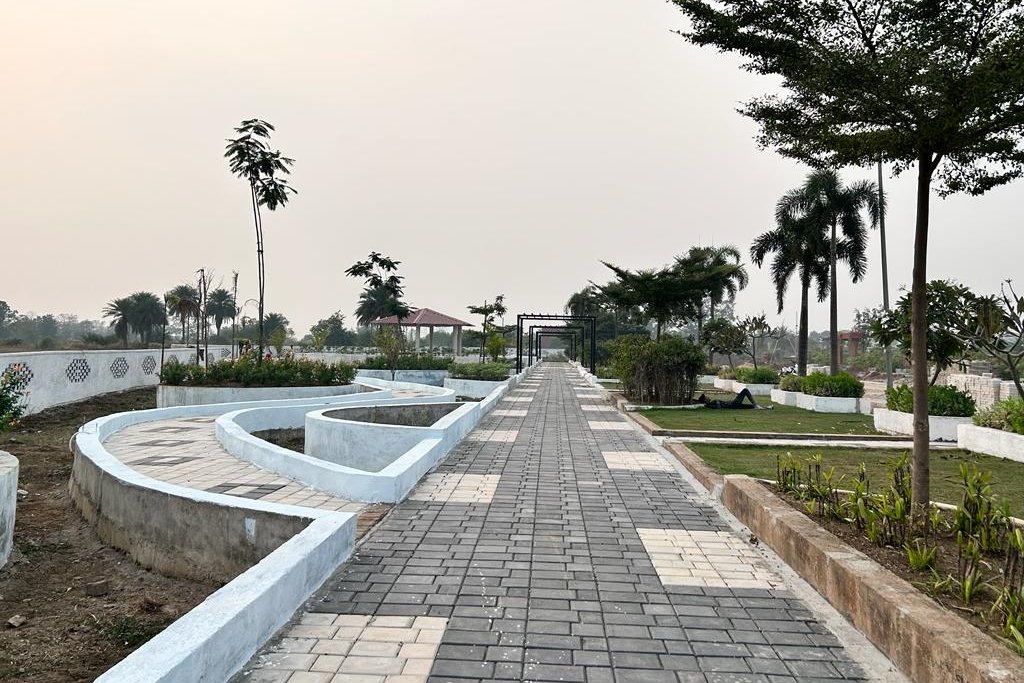 Residential Plots for Sale in Vidhan Sabha Road, Raipur